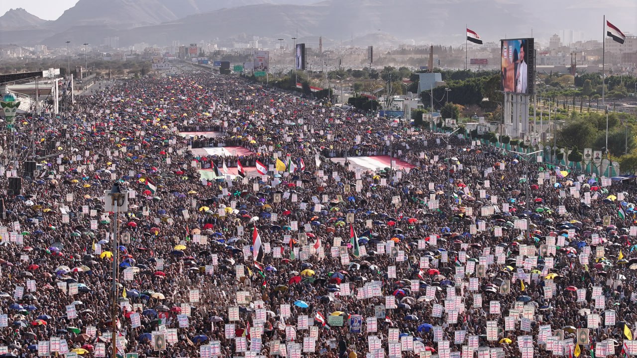 ملايين اليمنيون يجددون النصرة والاسناد لغزة ومحمور المقاومة