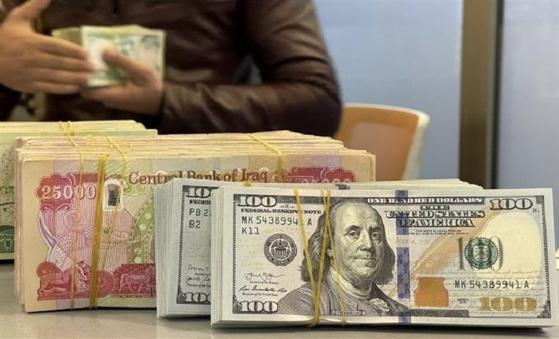 ارتفاع طفيف في أسعار الدولار بأسواق بغداد وأربيل