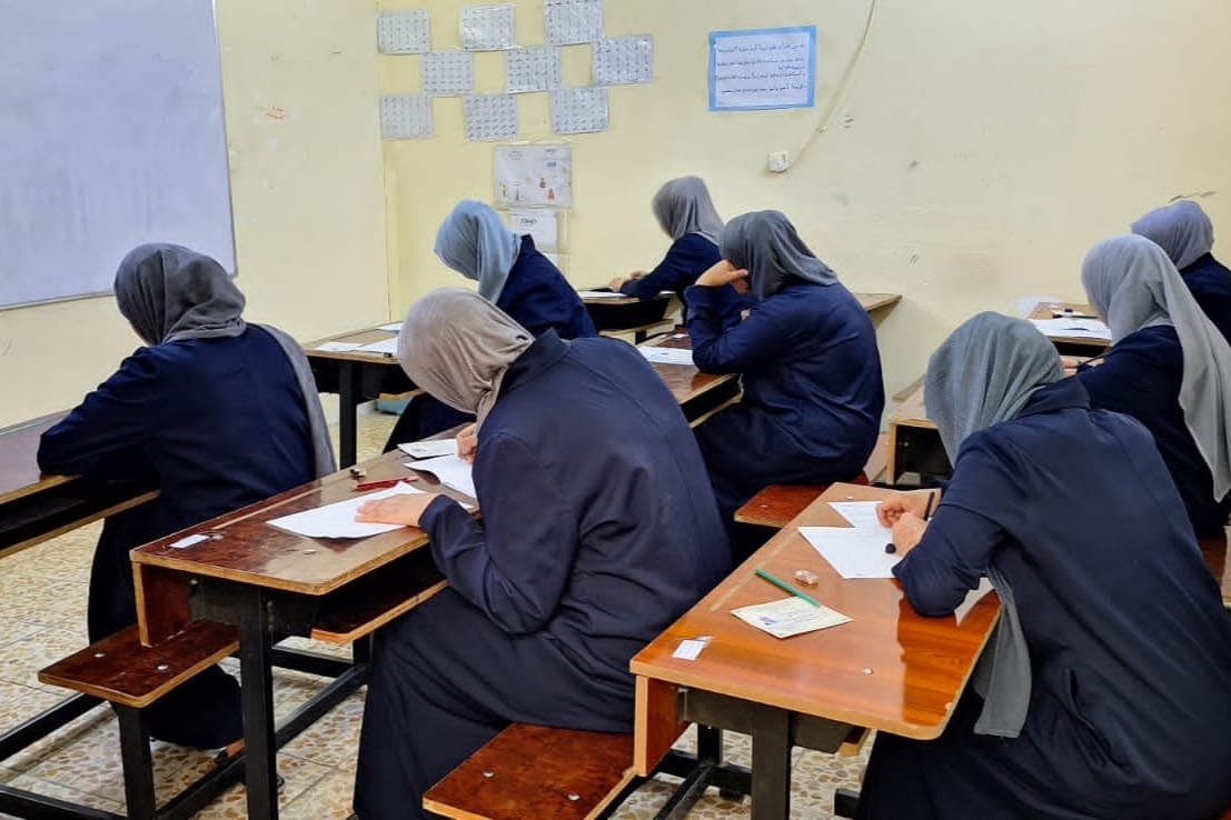 تنفيذًا لمذكرة التفاهم مع وزارة التربية.. العدل تعلن البدء بأجراء الامتحانات النهائية لمحو الأمية في المؤسسات الإصلاحية