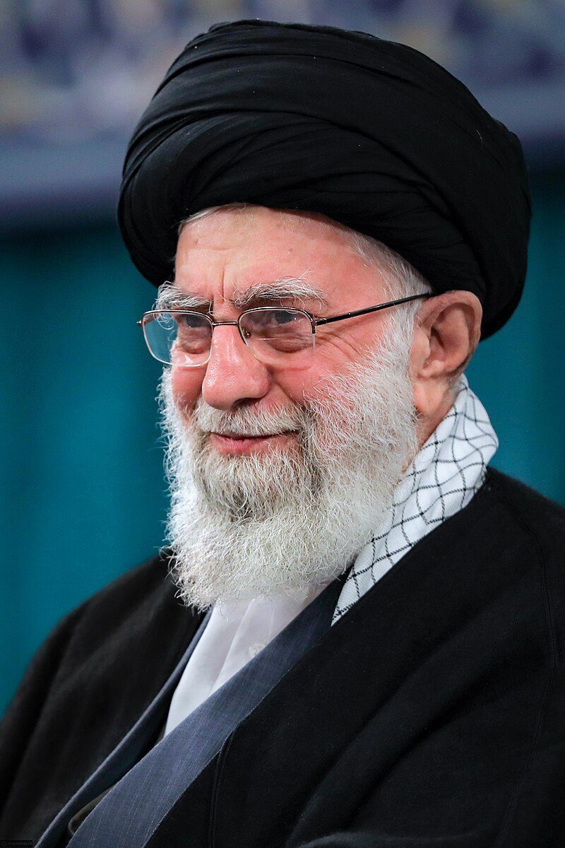 الامام الخامنئي: ايران اليوم قادرة على انتاج الوقود النووي