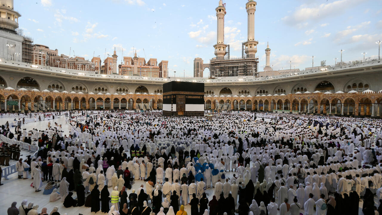 العراق يخاطب السعودية لزيادة حصته من الحجاج