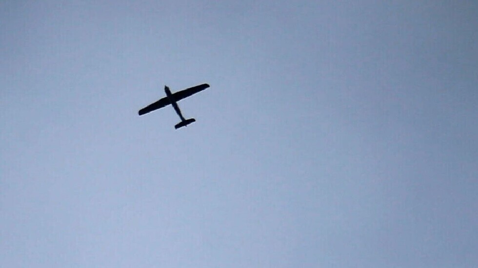 اليمن تعلن استهداف مطارات ومواقع حساسة داخل الاحتلال بطائرات مسيّرة اليمن تعلن استهداف مطارات ومواقع حساسة داخل الاحتلال بطائرات مسيّرة