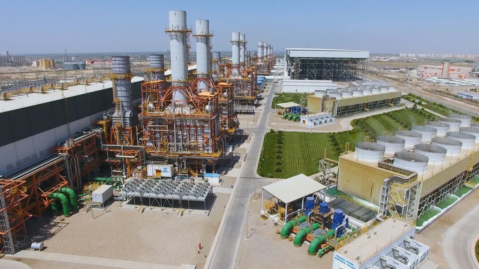 استعدادا للصيف المقبل.. الكهرباء: رفع القدرة الإنتاجية للمحطات الحرارية