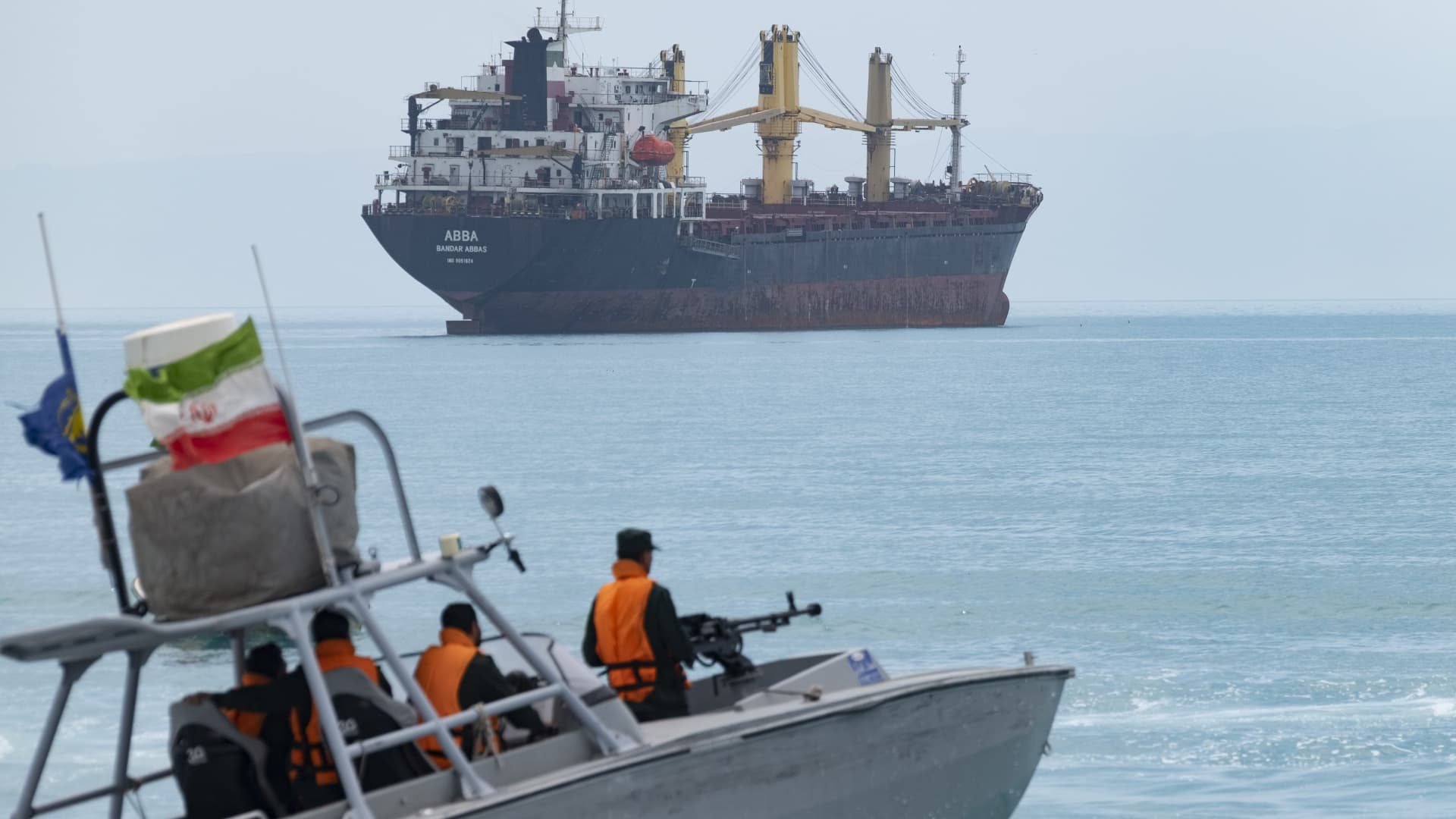 البحرية الإيرانية: نراقب تحركات الأعداء ونؤمّن الملاحة